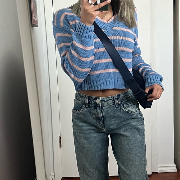 baby blue & pink striped knit crop sweater - Picture 2 of 2